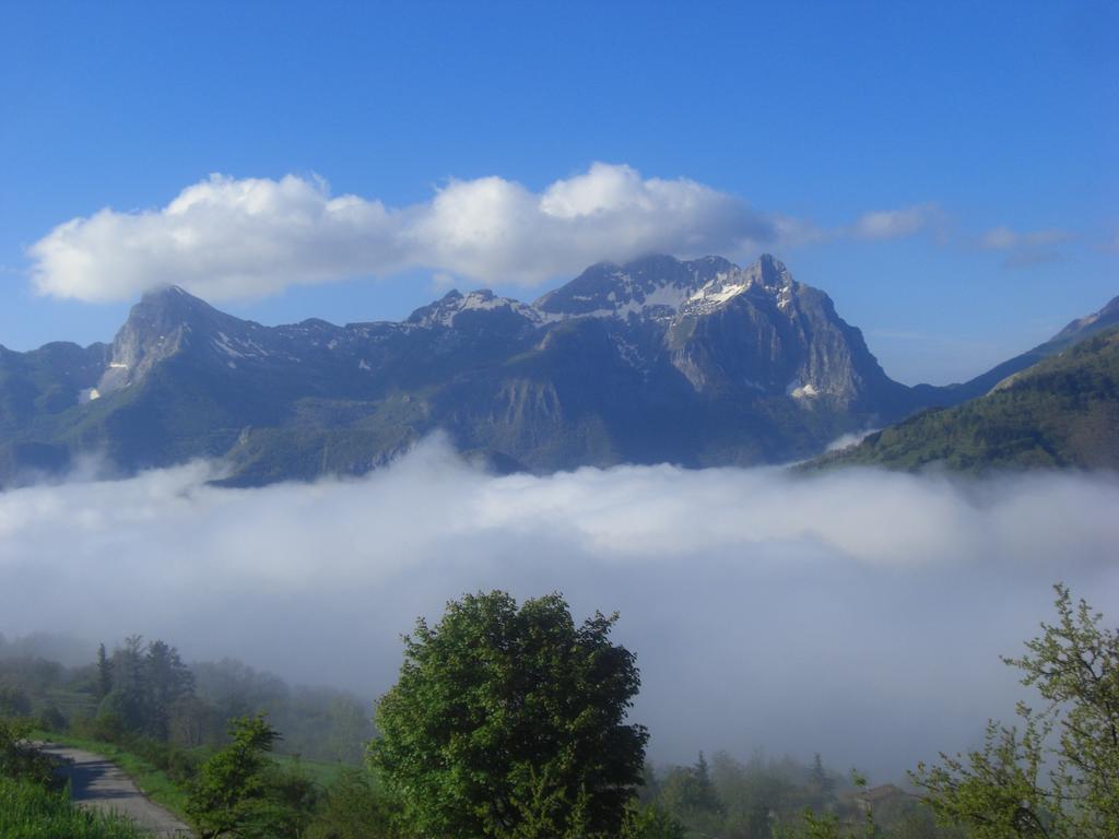 ホテル Rifugio Alpi Apuane Careggine エクステリア 写真